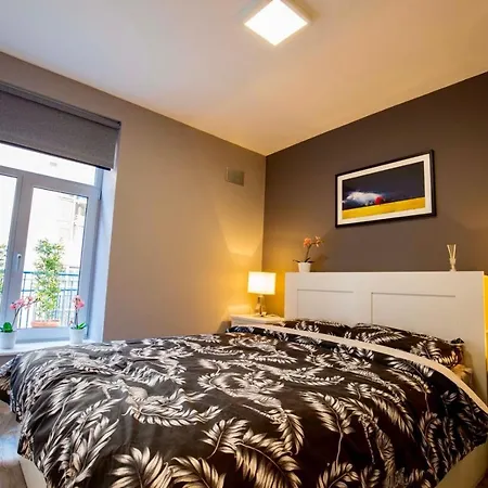 Apartment Modern In The City Centre *